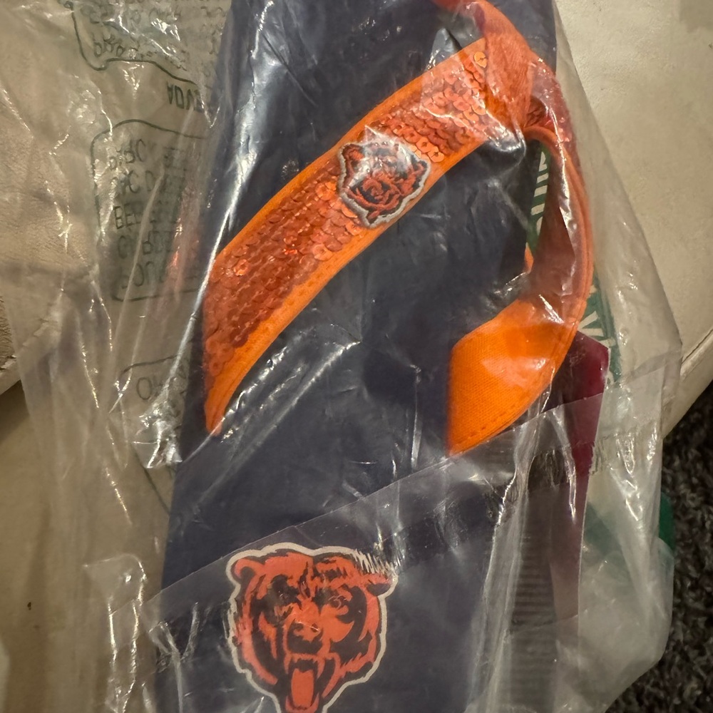 Chicago Bears Women's Sandals - Navy and Orange
